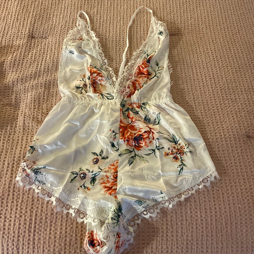 adorable floral body suit